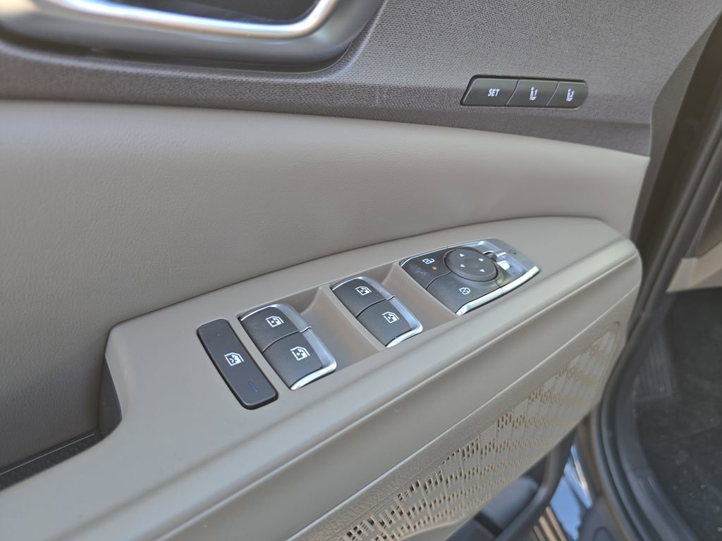 New 2026 Kia Carnival EX image 21