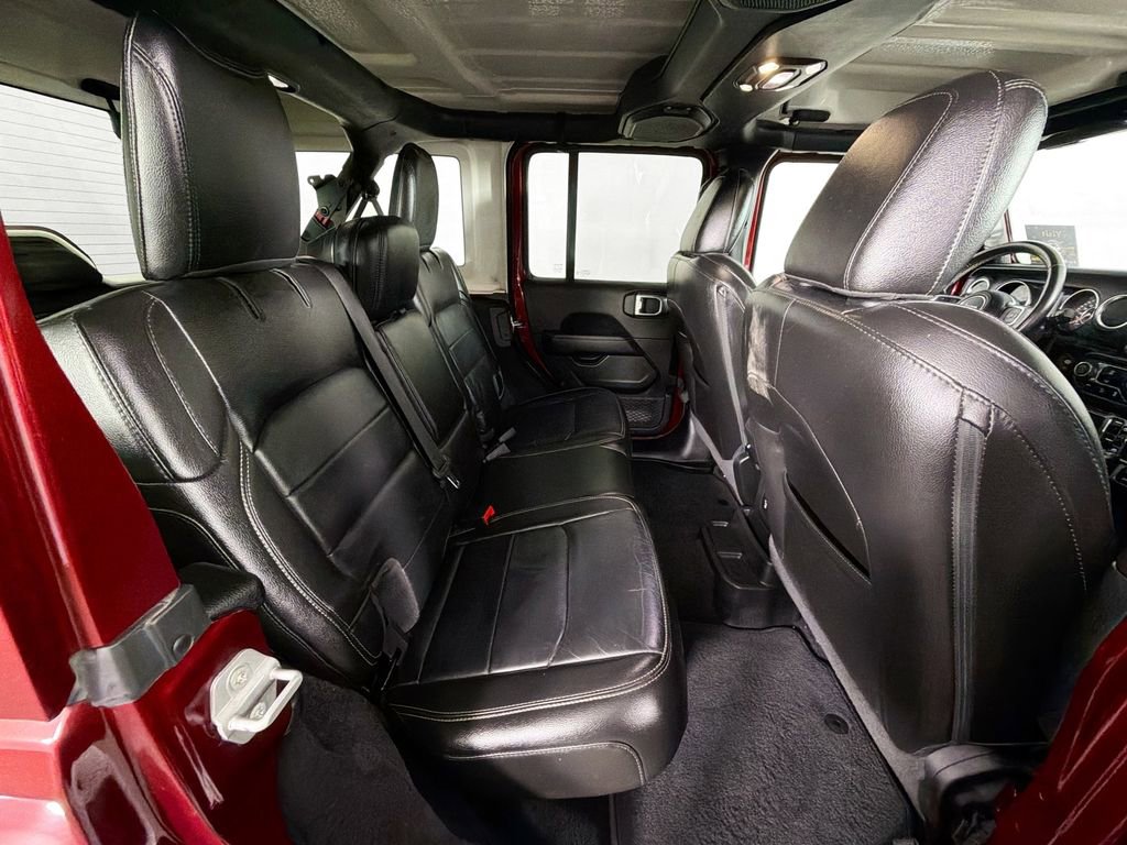 Used 2021 Jeep Wrangler Unlimited Sahara w/ Uconnect 4C Nav & Sound Group image 27