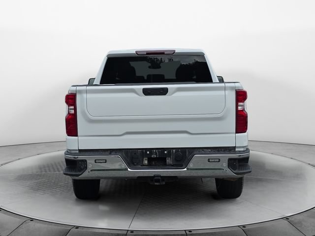Used 2025 Chevrolet Silverado 1500 W/T w/ WT Value Package AWD/4WD image 4
