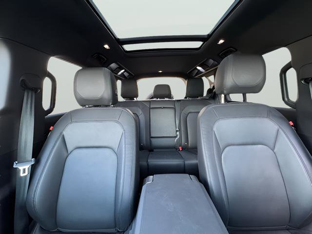 Certified 2024 Land Rover Defender 110 X-Dynamic SE image 29