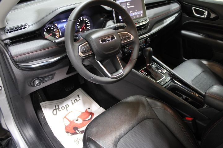 Used 2022 Jeep Compass Trailhawk image 43