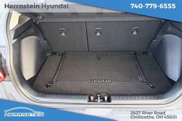 Used 2024 Hyundai Venue SEL FWD image 25