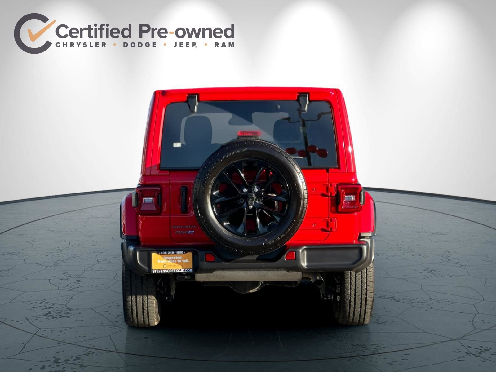 Used 2025 Jeep Wrangler Unlimited Sahara image 5