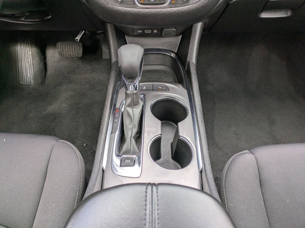 Used 2024 Chevrolet Malibu LT image 19