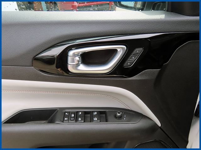 Certified 2025 Jeep Compass Limited w/ Elite Group image 12