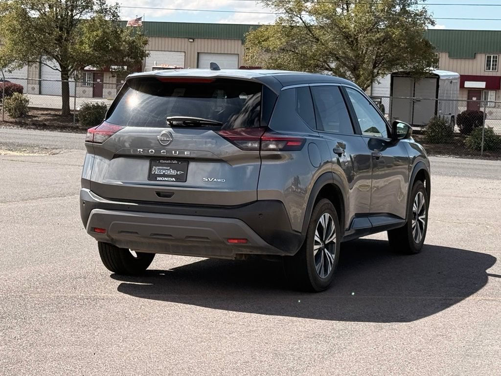 Used 2023 Nissan Rogue SV AWD/4WD image 5