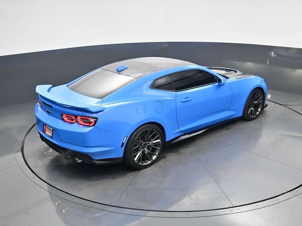 Used 2022 Chevrolet Camaro ZL1 image 23
