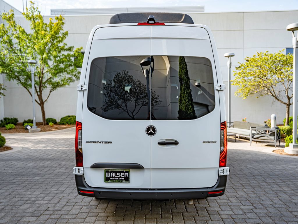 Used 2023 Mercedes-Benz Sprinter 2500 image 6