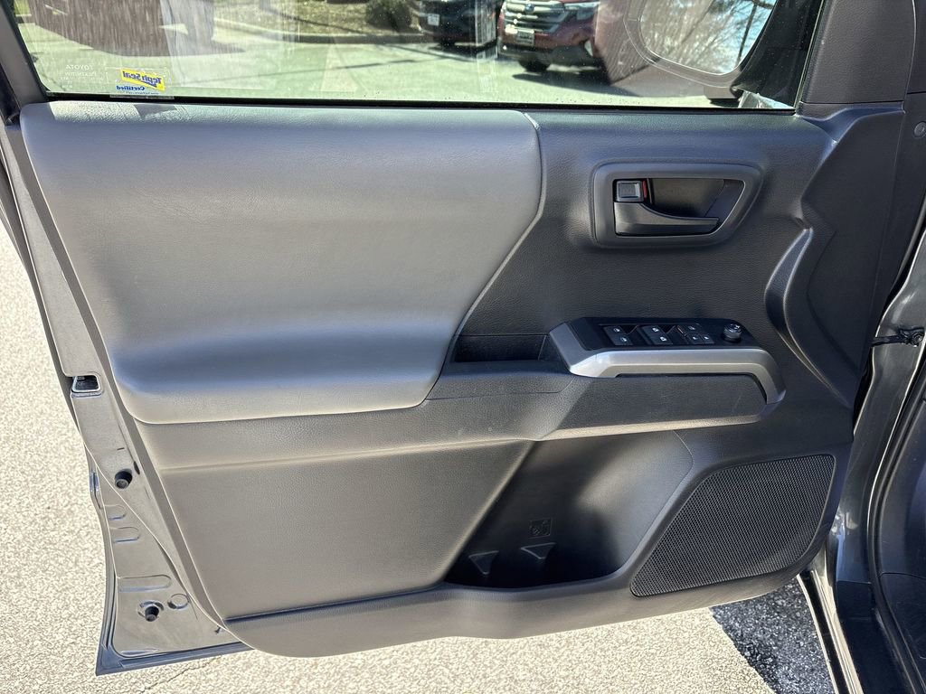 Used 2023 Toyota Tacoma SR5 w/ Technology Package image 23
