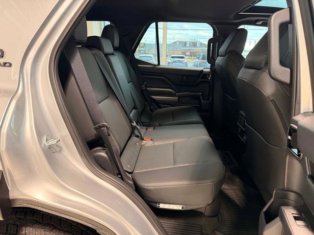 Used 2025 Toyota 4Runner 4WD image 25