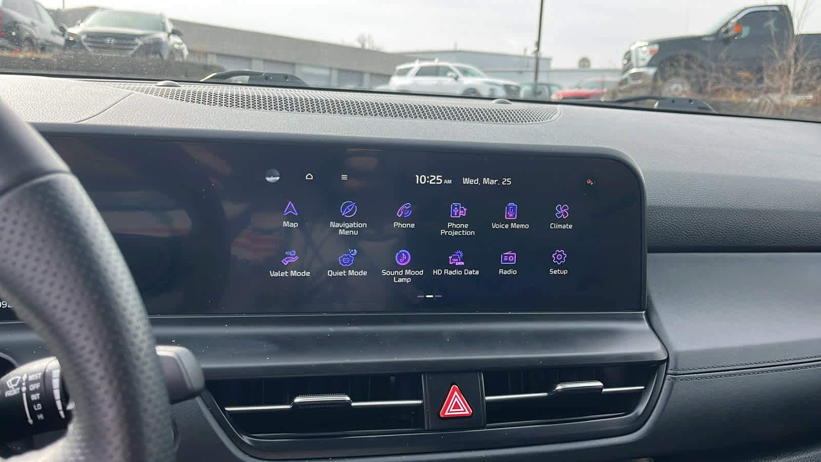 Used 2025 Kia Seltos SX w/ SX Sunroof Package image 15