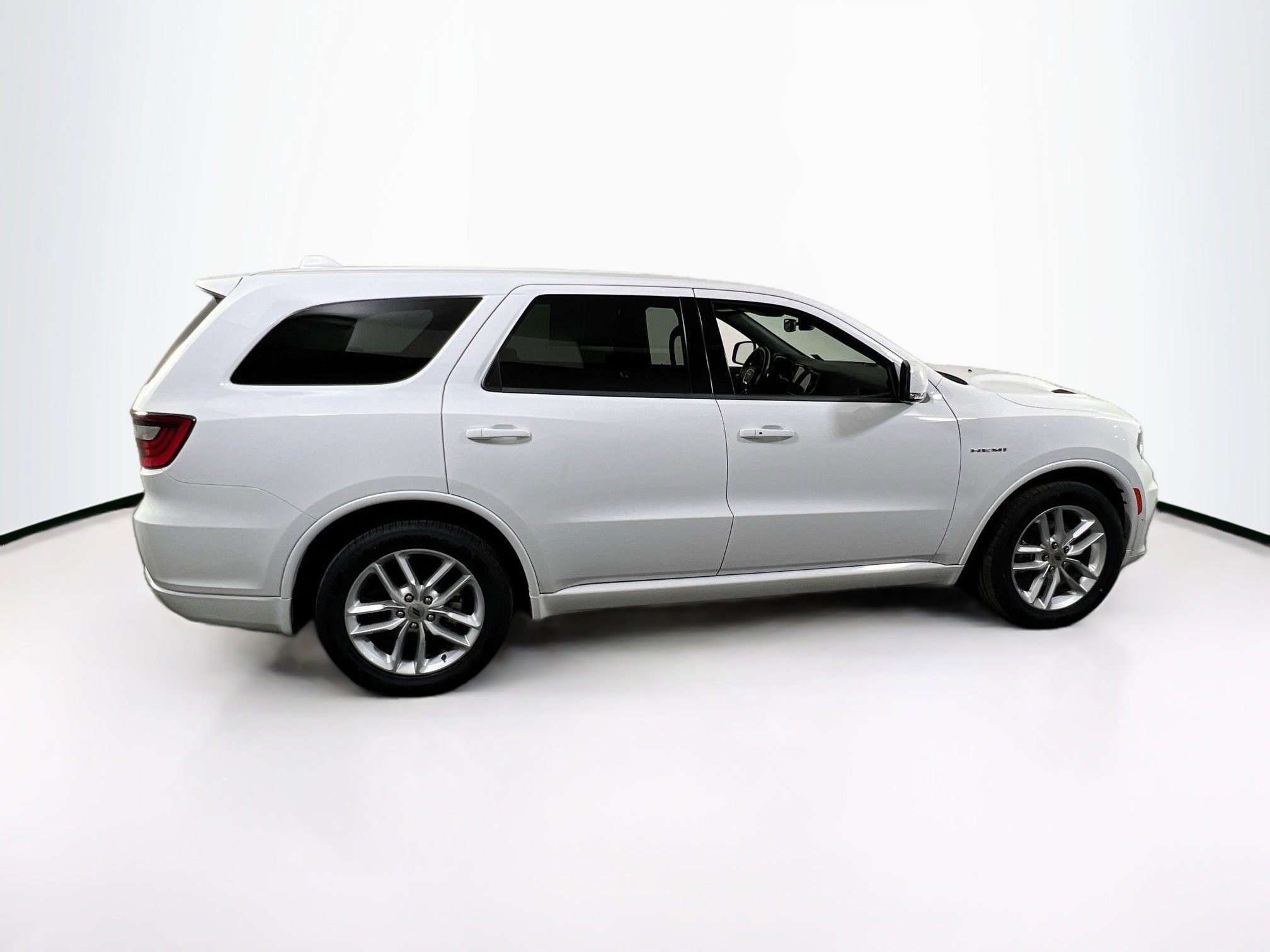 Used 2022 Dodge Durango R/T w/ Trailer Tow Group IV image 4