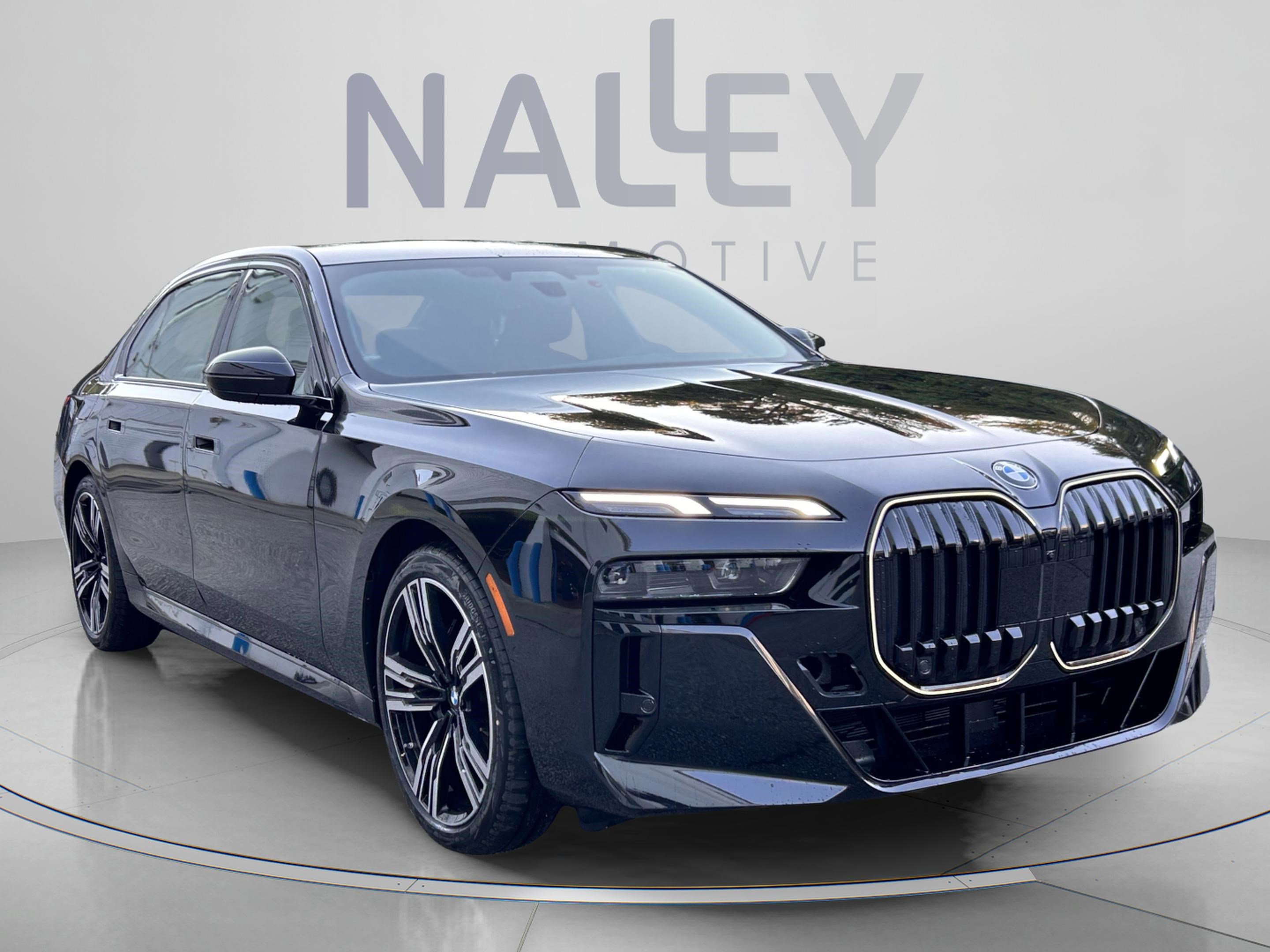 Used 2026 BMW 740i RWD image 6