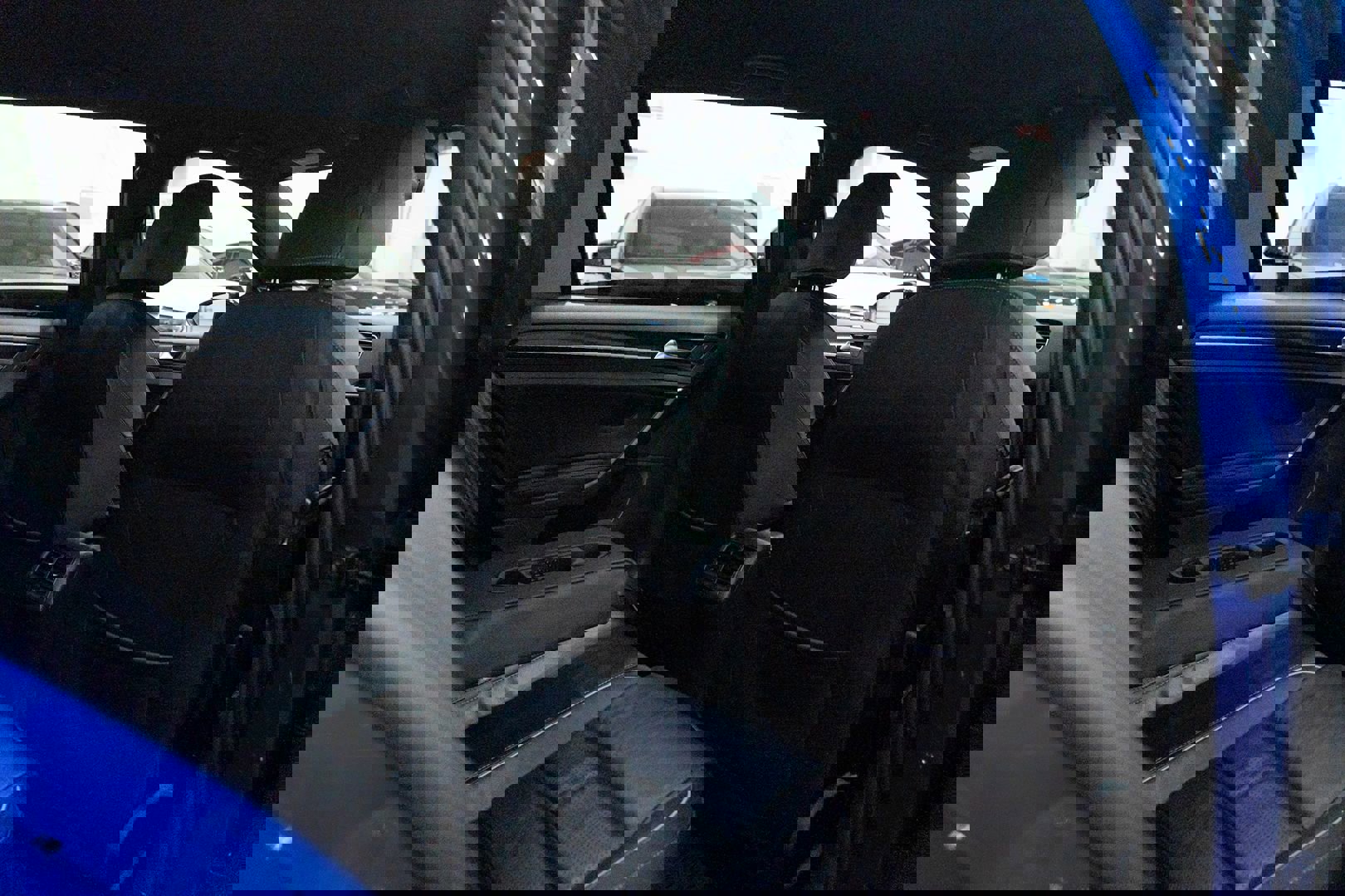 Used 2018 Volkswagen Golf 4-Door image 26