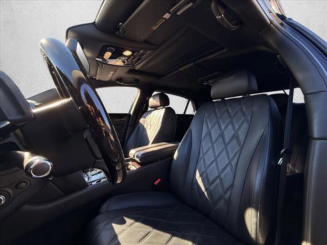 Used 2015 Bentley Flying Spur V8 image 19