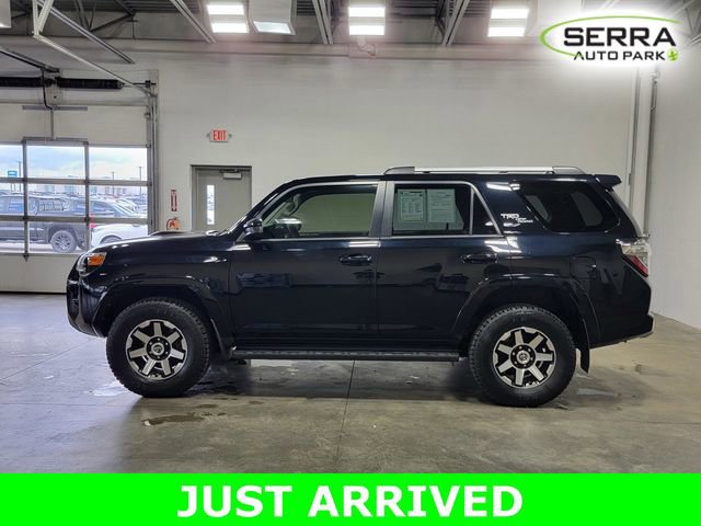 Used 2018 Toyota 4Runner TRD Off-Road image 8