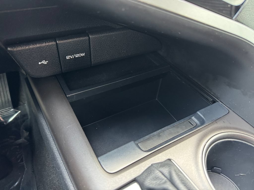 Certified 2022 Toyota Camry SE w/ Carpet Mat Package (TMS) FWD image 25