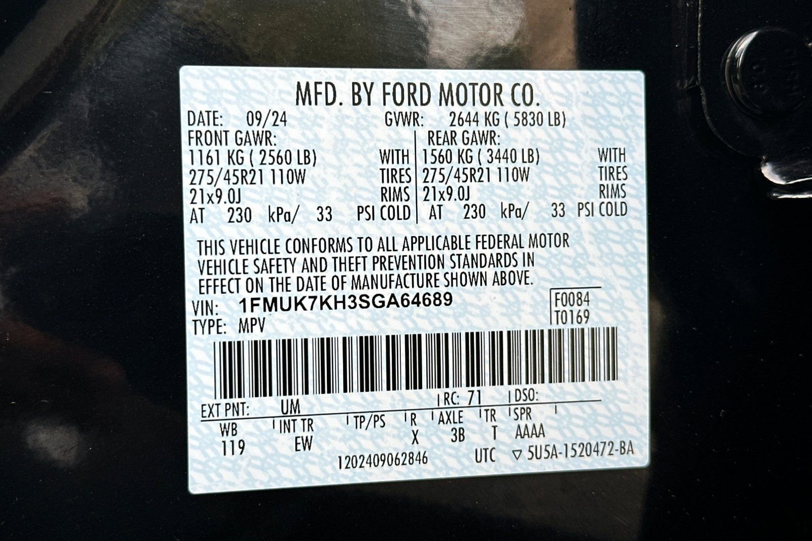 Used 2025 Ford Explorer ST-Line w/ Premium Package image 29