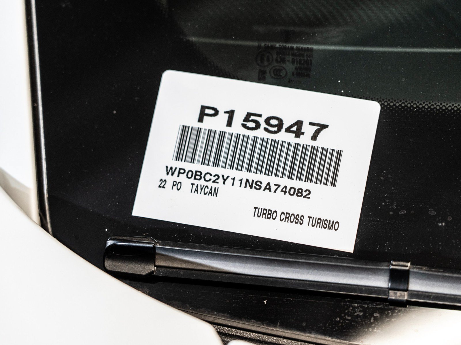 Certified 2022 Porsche Taycan Cross Turismo AWD/4WD image 30