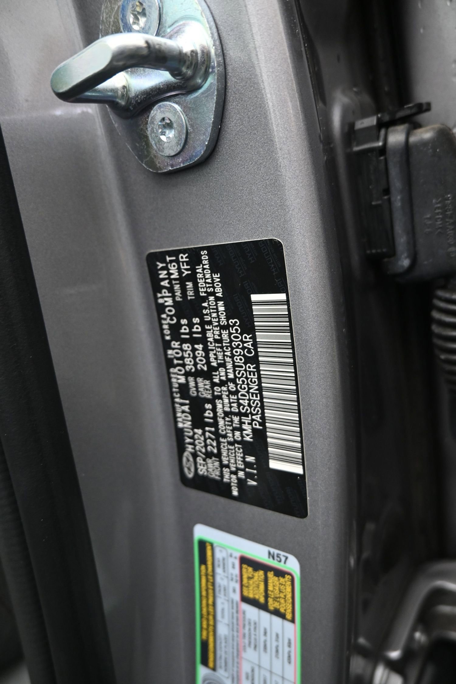 Used 2025 Hyundai Elantra SEL image 12