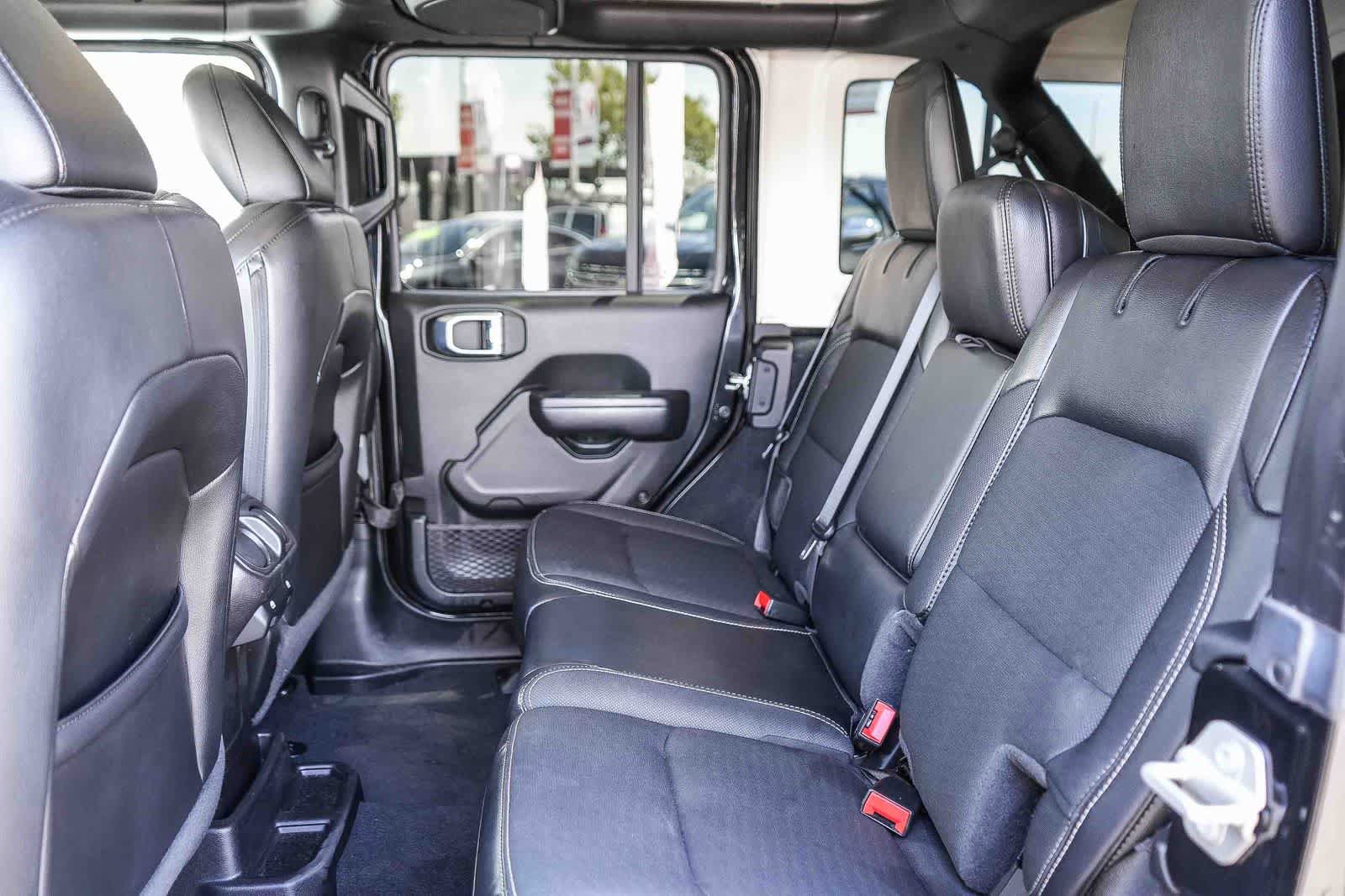 Used 2020 Jeep Wrangler Unlimited Sport AWD/4WD image 19