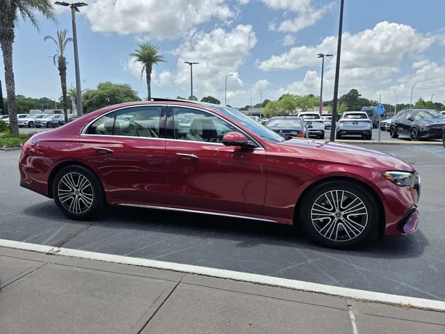 Used 2025 Mercedes-Benz E 450 4MATIC Sedan image 5