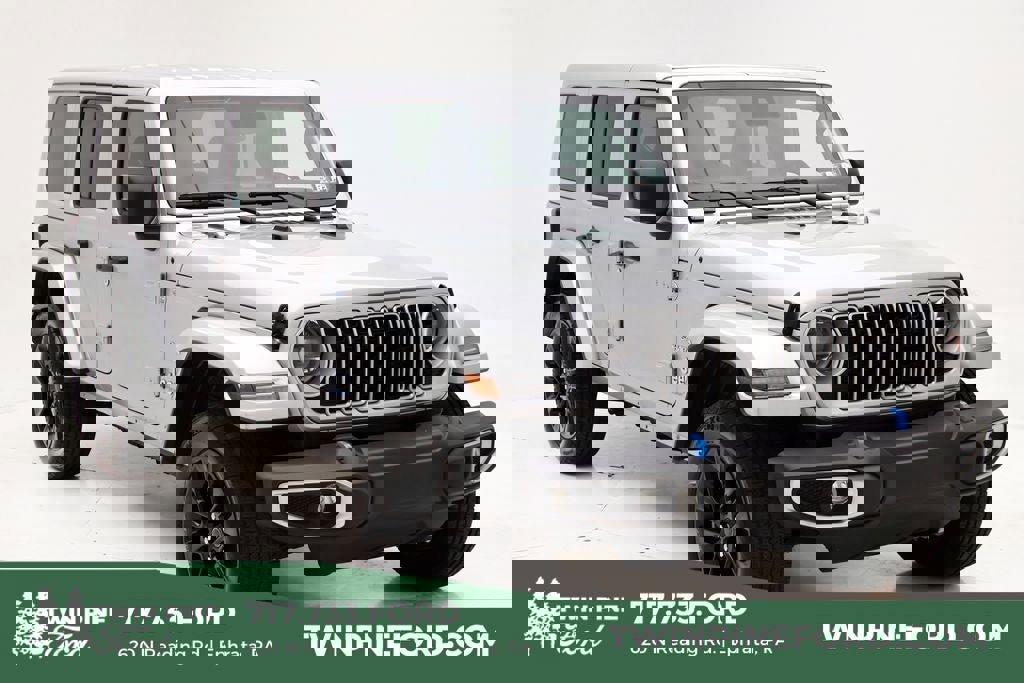 Used 2024 Jeep Wrangler Unlimited Sahara image 1