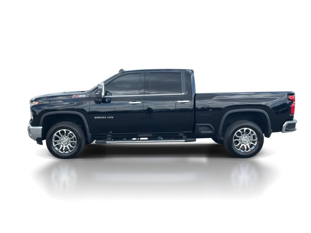 Used 2026 Chevrolet Silverado 2500 LTZ w/ LTZ Premium Package AWD/4WD image 5