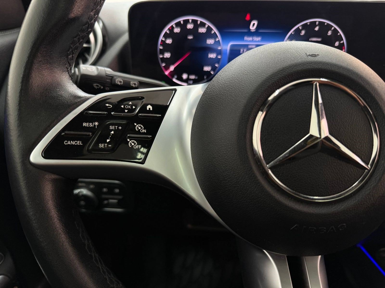 Used 2024 Mercedes-Benz GLA 250 image 13