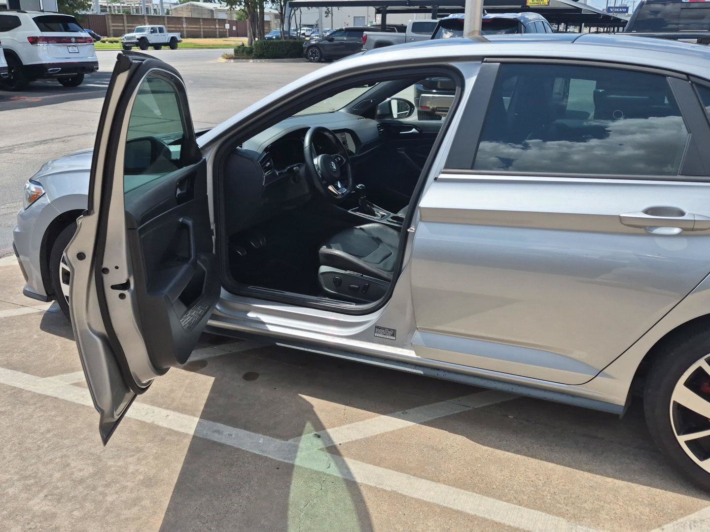 Used 2019 Volkswagen Jetta GLI FWD image 9