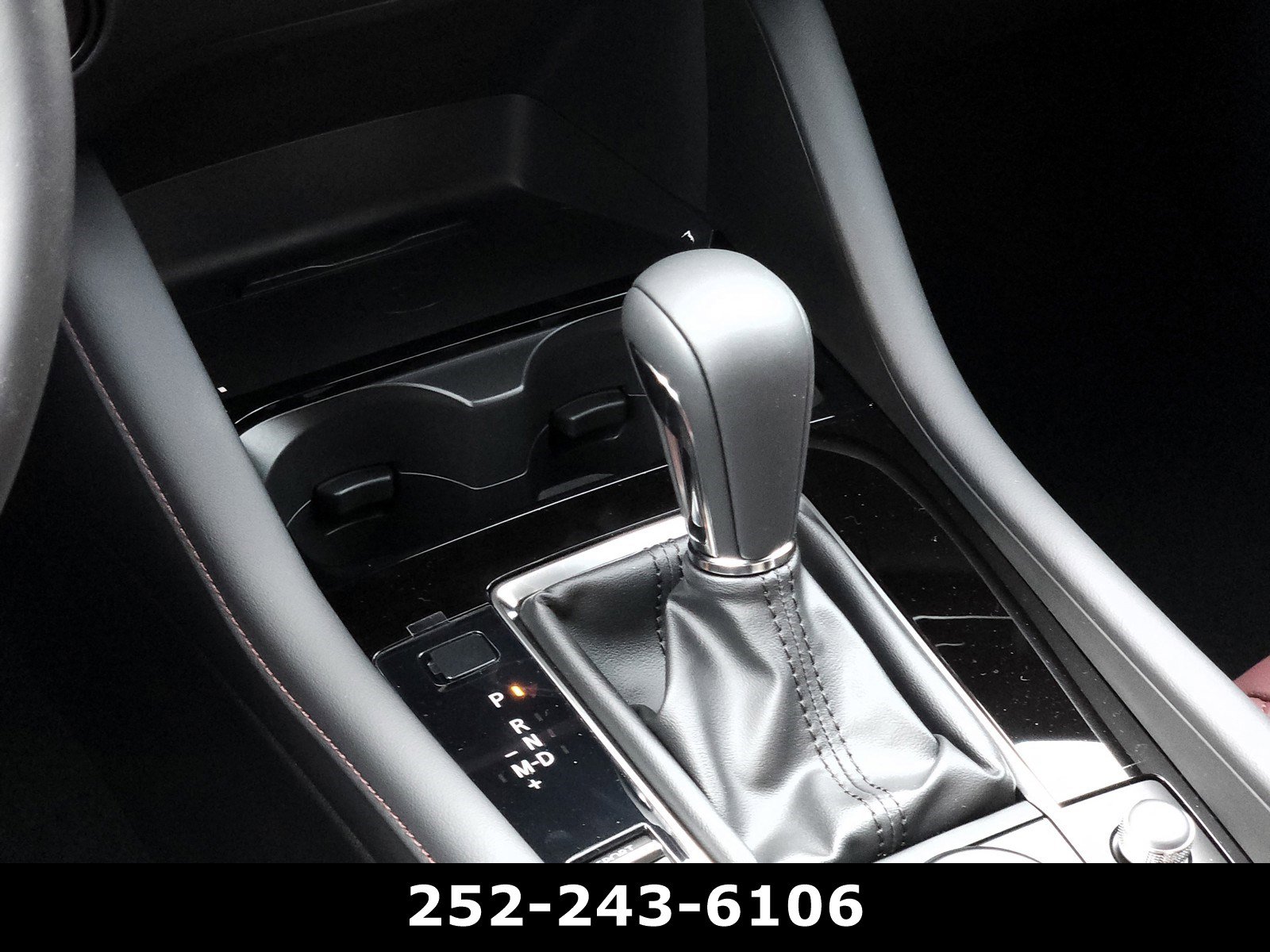 Used 2025 MAZDA MAZDA3 Carbon AWD/4WD image 16