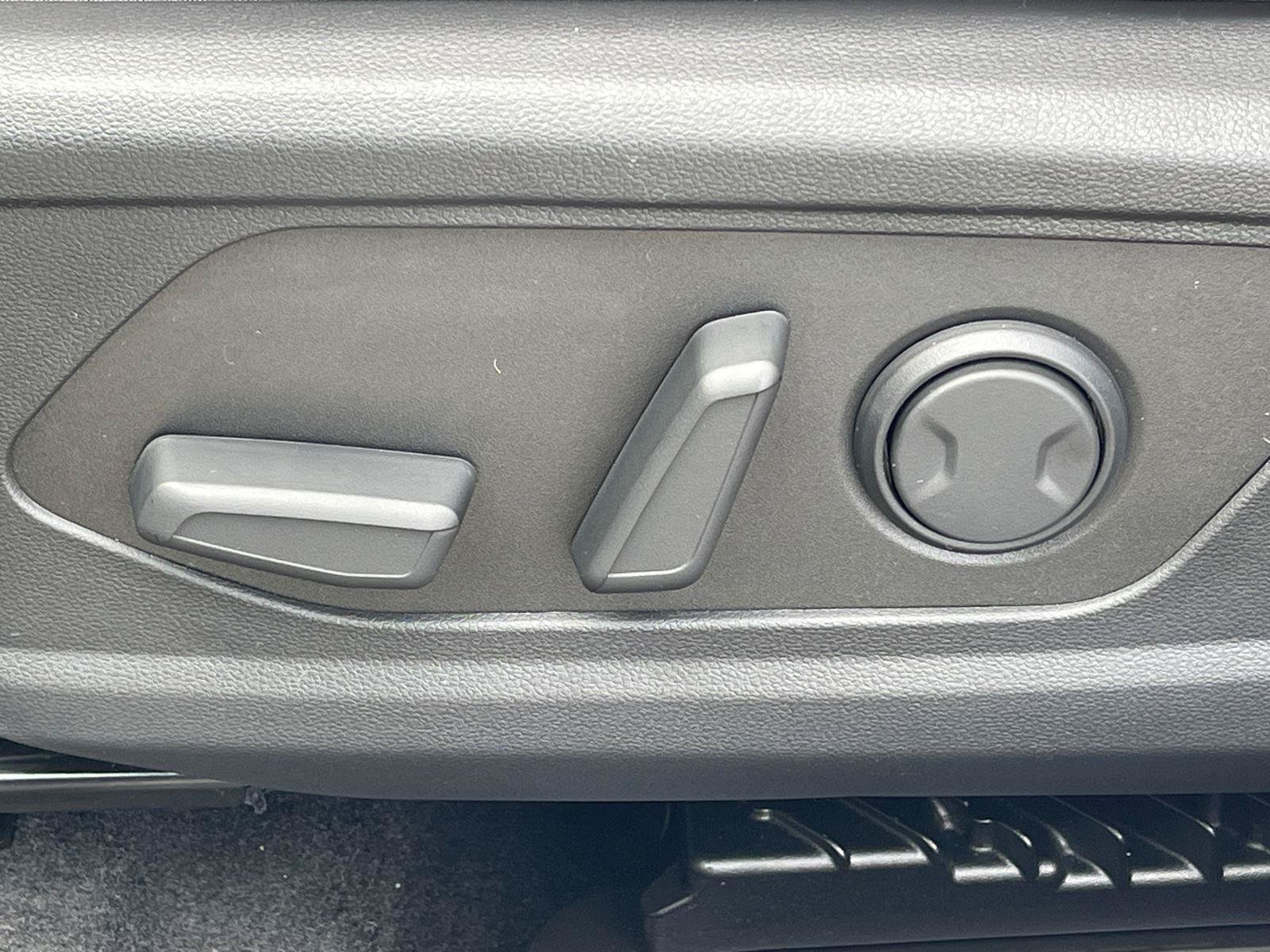 Certified 2024 Hyundai Tucson Limited AWD/4WD image 13