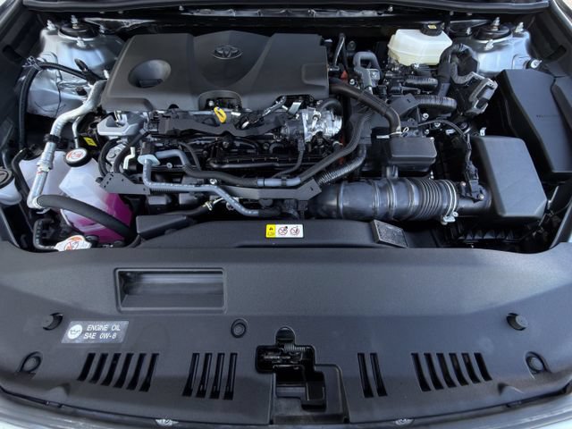 Used 2025 Toyota Camry SE FWD image 30