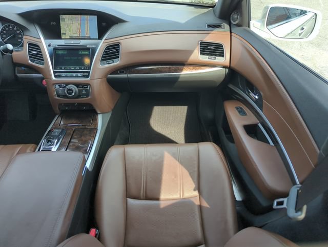 Used 2018 Acura RLX w/ Technology Package FWD image 15