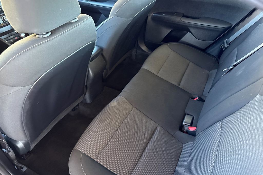 Used 2024 Kia Forte LXS image 6