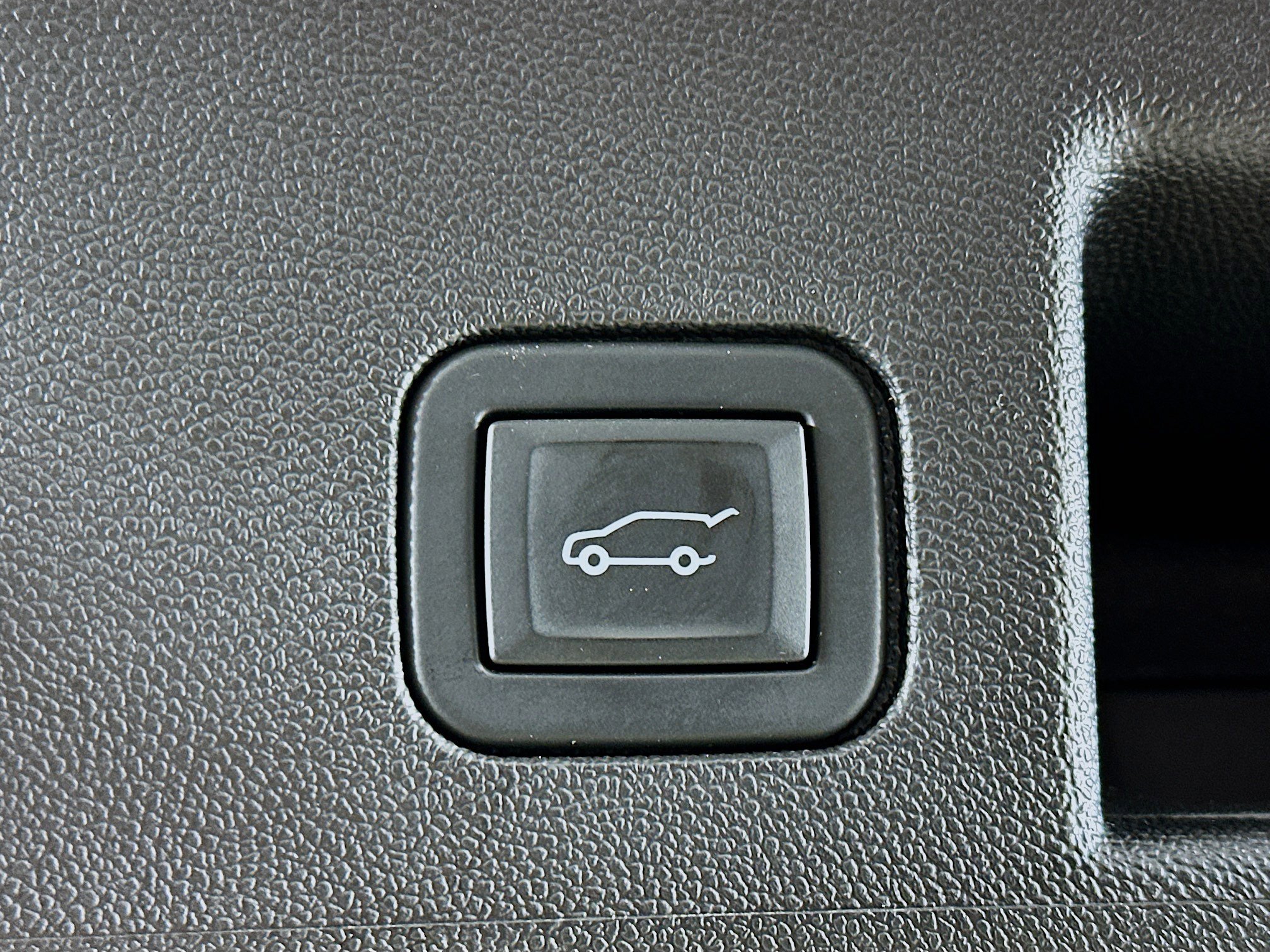 Used 2024 Chevrolet Equinox LT image 28