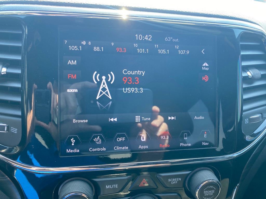 Used 2019 Jeep Grand Cherokee Altitude AWD/4WD image 20
