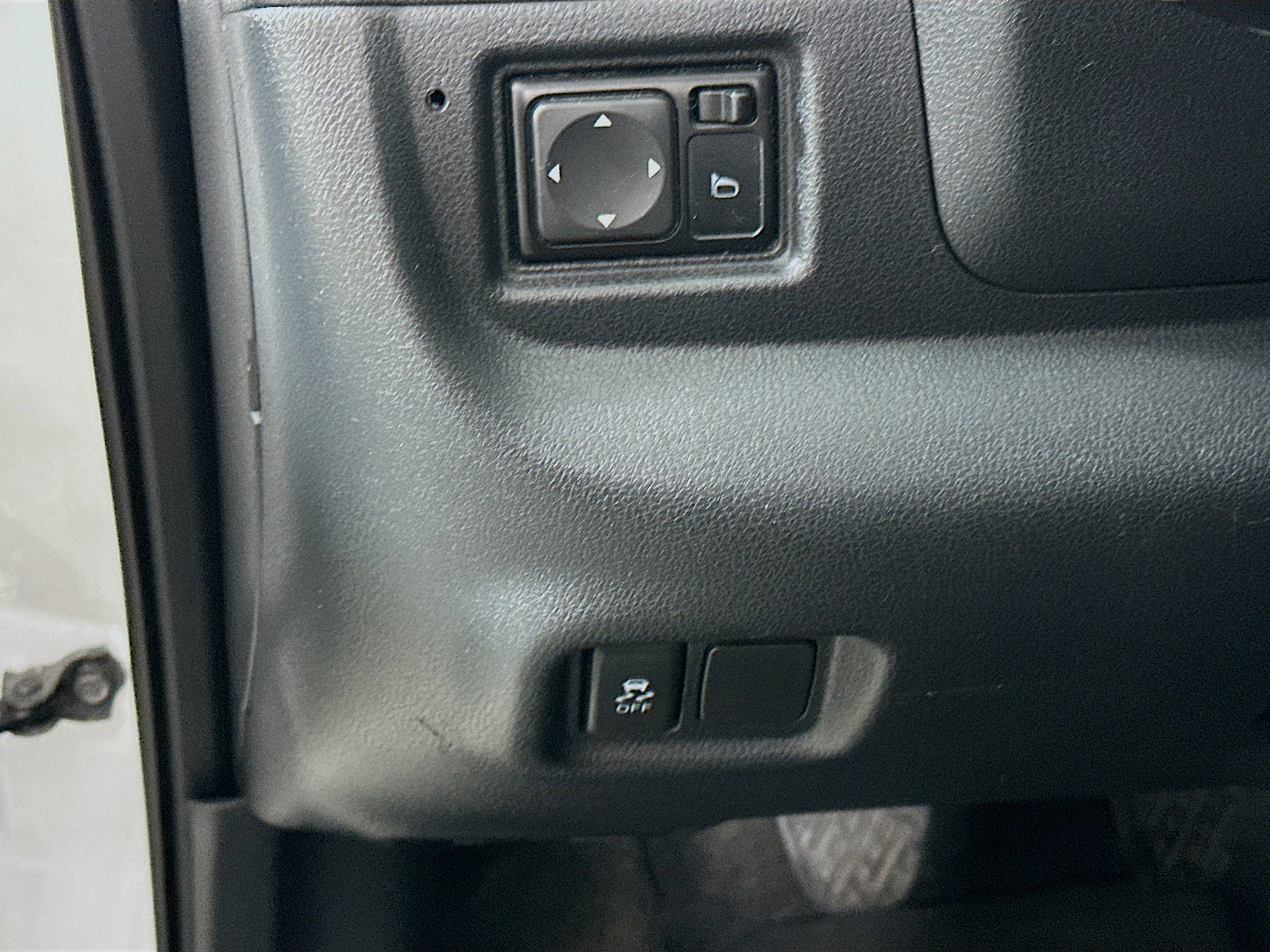 Used 2014 Nissan Versa Note S FWD image 16