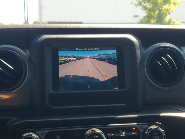 Used 2021 Jeep Gladiator Sport AWD/4WD image 28
