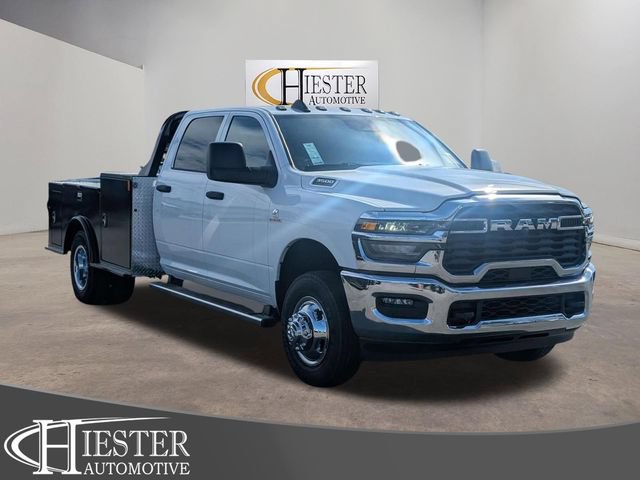 New 2026 RAM 3500 Tradesman w/ Chrome Appearance Group A