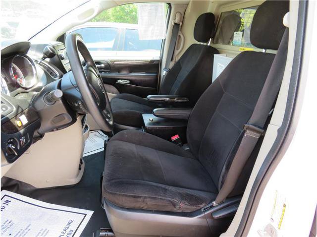 Used 2013 RAM C/V Tradesman FWD image 18