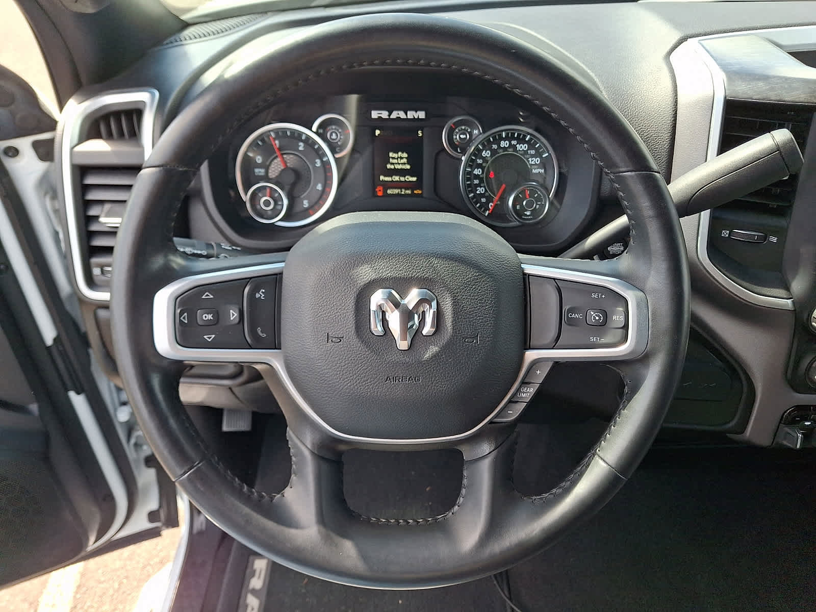 Used 2024 RAM 2500 Big Horn AWD/4WD image 20