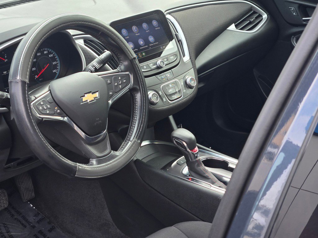 Certified 2021 Chevrolet Malibu RS image 23