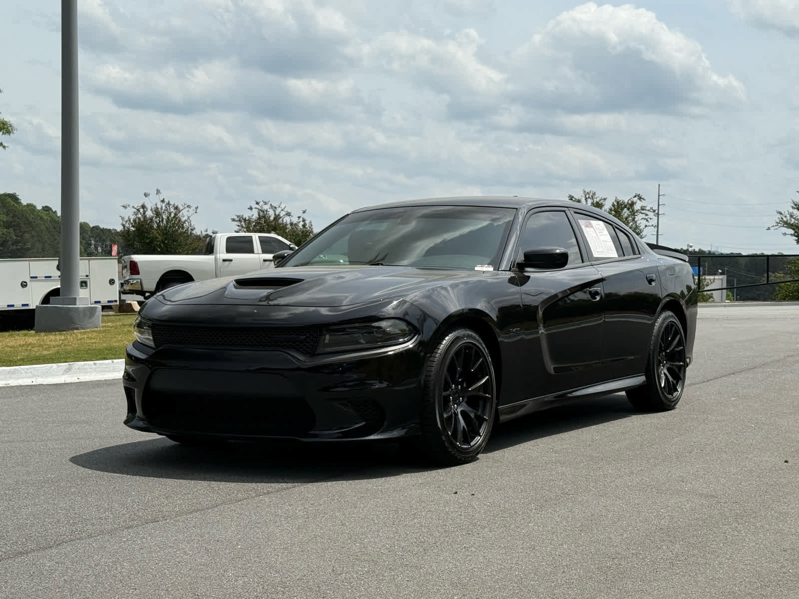 Used 2023 Dodge Charger R/T w/ Blacktop Package image 15