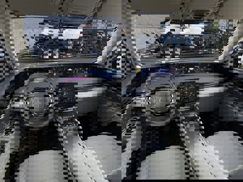 New 2026 Lincoln Nautilus Premier image 9