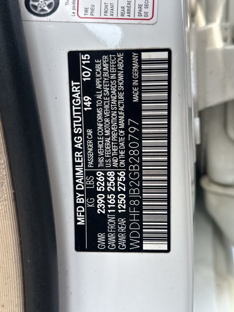 Used 2016 Mercedes-Benz E 350 4MATIC Sedan image 37