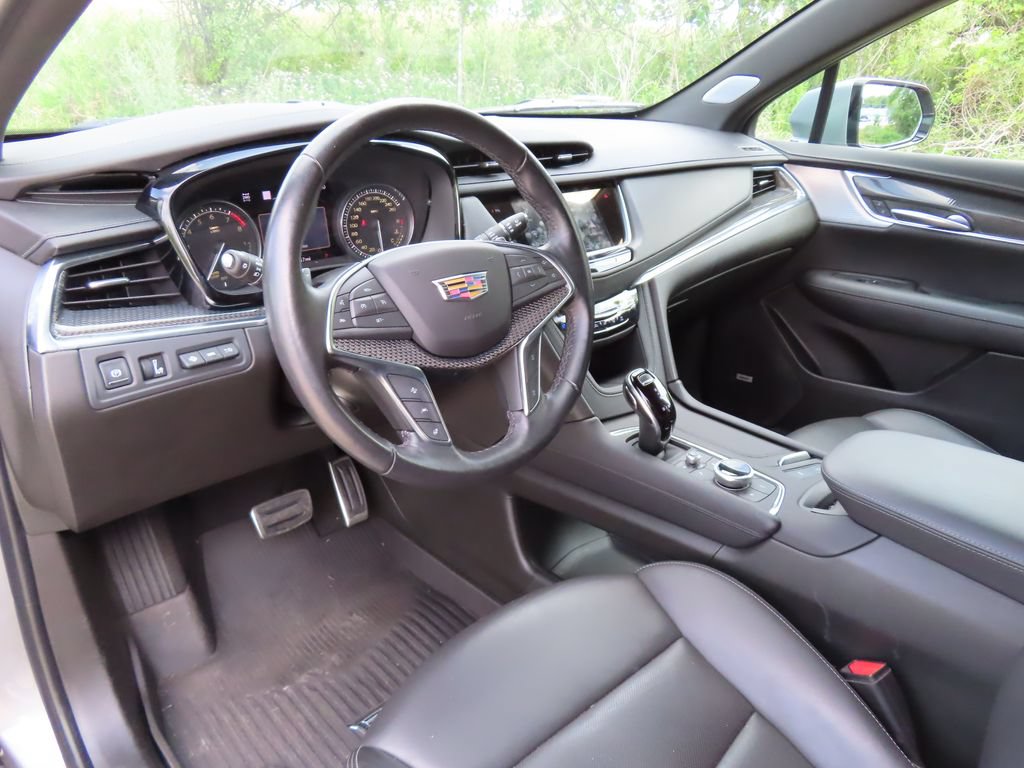 Used 2024 Cadillac XT5 Sportv w/ Technology Package AWD/4WD image 24