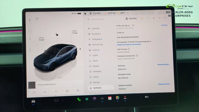 Used 2026 Tesla Model Y 2WD image 37
