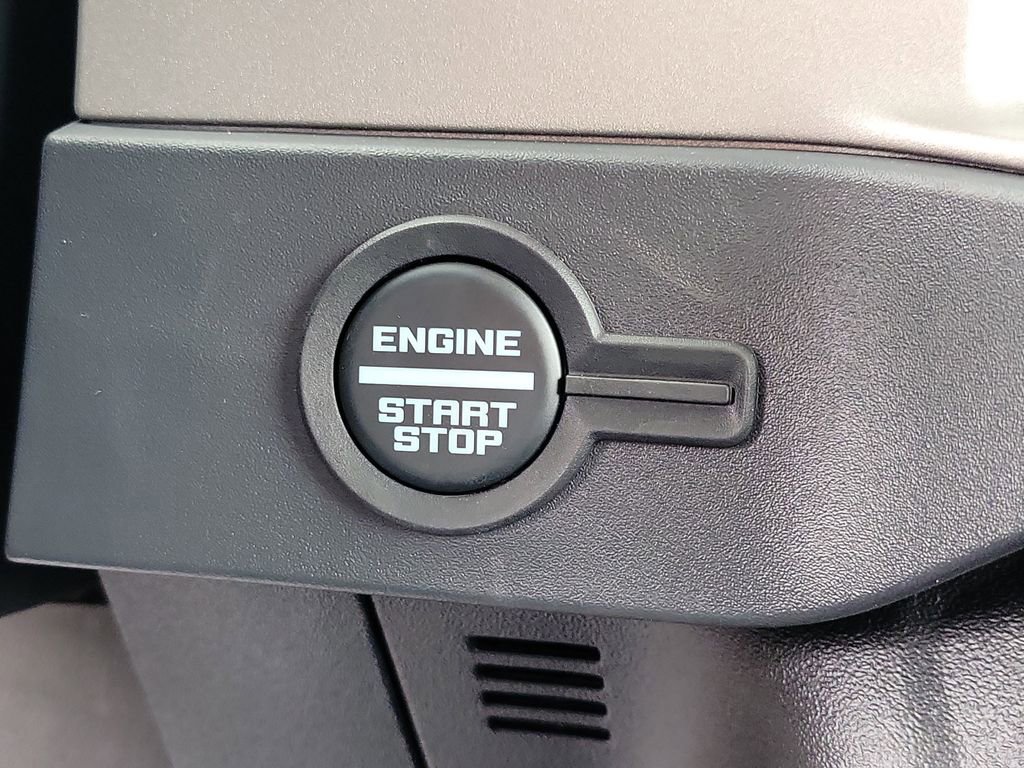 New 2025 Ford Bronco Outer Banks image 30