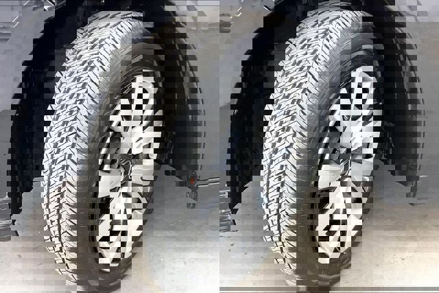 Certified 2024 Honda Civic LX image 33